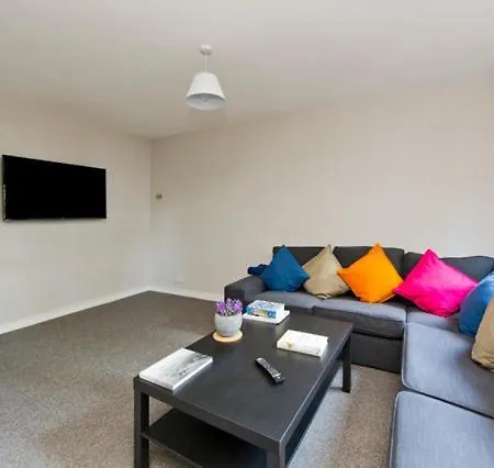 アパート Joivy Spacious Apt With Private Yard In Notting Hill