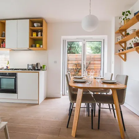 Casa vacanze Pass The Keys Peckham House With Garden Londra