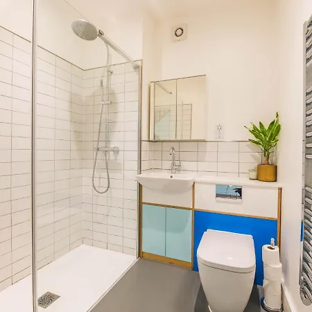 Pass The Keys Peckham House With Garden Casa vacanze *