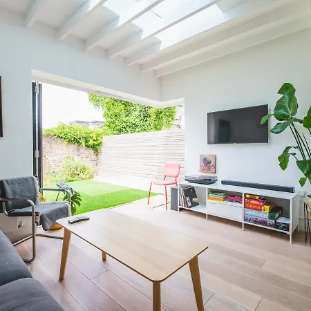 Pass The Keys Peckham House With Garden *