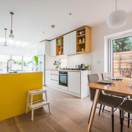 Pass The Keys Peckham House With Garden Casa vacanze