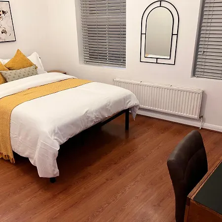 Grey Eagle Shoreditch Guest house