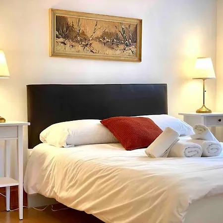Vintage In King's Cross Apartment