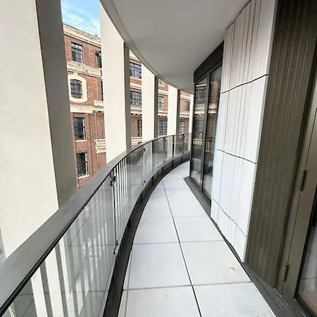 Luxury 2br Apt At C House Near Buckingham Palace Apartment