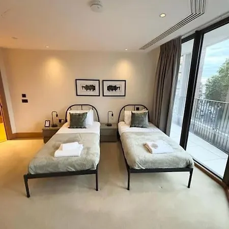 Luxury 2br Apt At C House Near Buckingham Palace