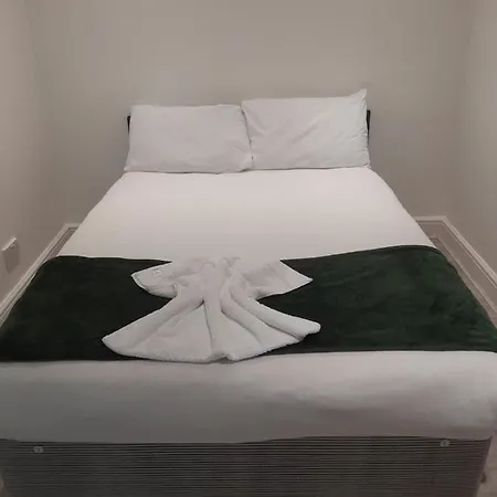 W3 Guest house London