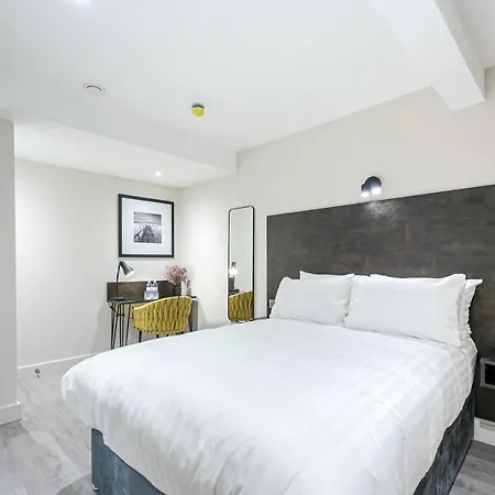 St Pancras 4* London