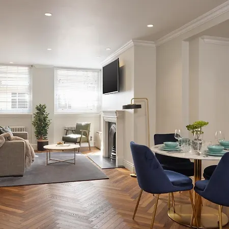 Deluxe Mayfair Luxury Apartment