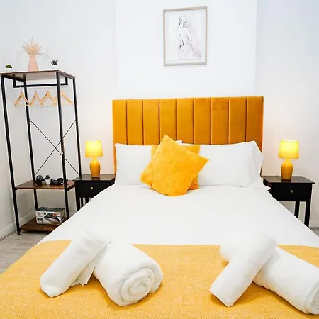 Tranquil Haven Cozy 2-bed Apt With Private Garde