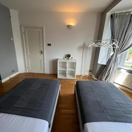 Stunning House 15 Min From Wembley Arena Pensjonat Londyn