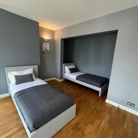 Pensjonat Stunning House 15 Min From Wembley Arena
