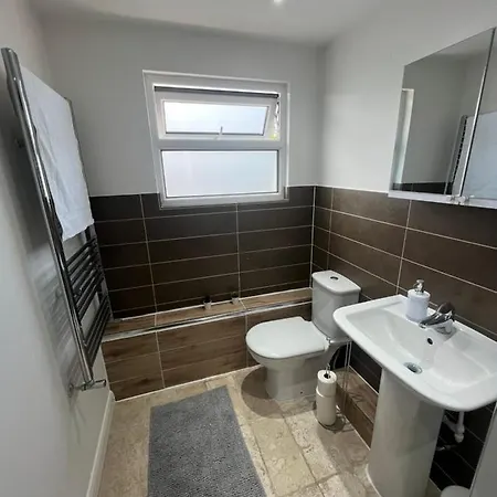 Stunning House 15 Min From Wembley Arena Londyn