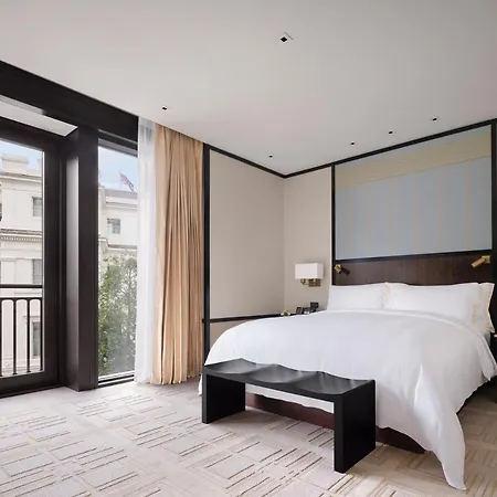 The Peninsula 5*