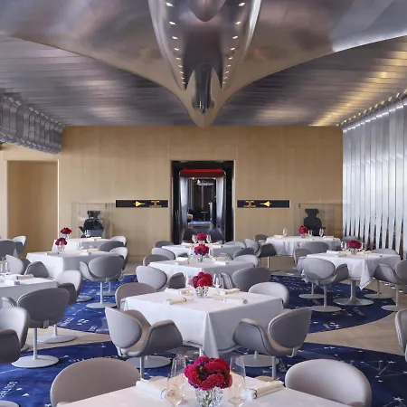 The Peninsula Hotel 5*