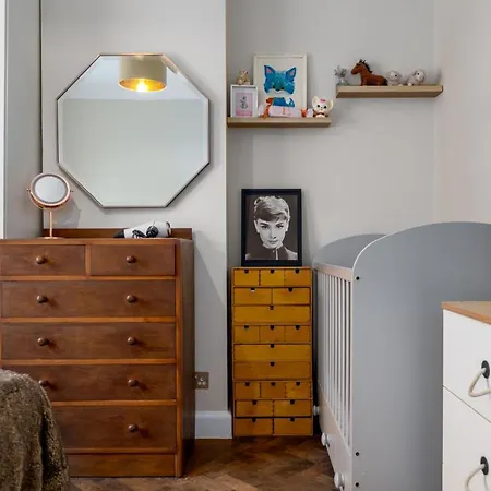 1 Bedroom In Vauxhall Near Big Ben Apartment
