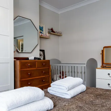 1 Bedroom In Vauxhall Near Big Ben Apartment