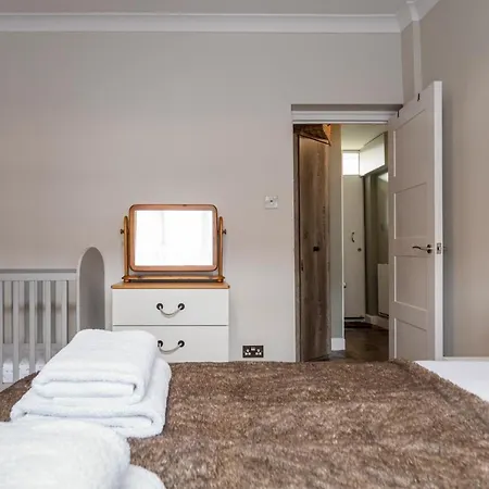 Apartment 1 Bedroom In Vauxhall Near Big Ben London