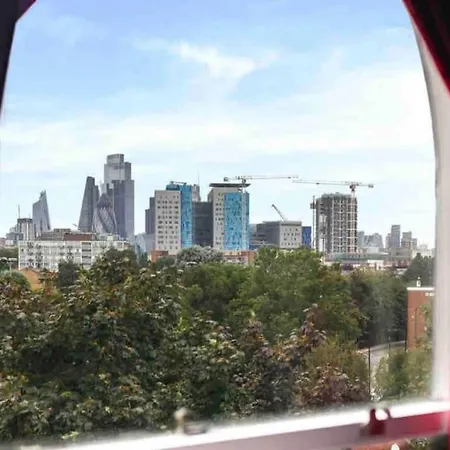 Apartment Peaceful Bright City Hide Away With Parking *