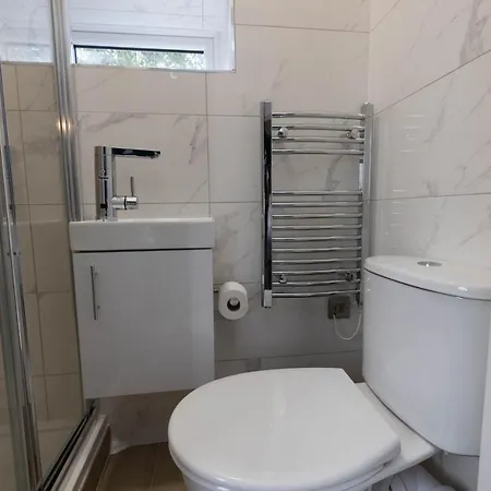 Ensuite With Garden Bed & Breakfast *