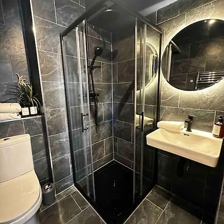Stylish For 3 Near Regent's Park N3