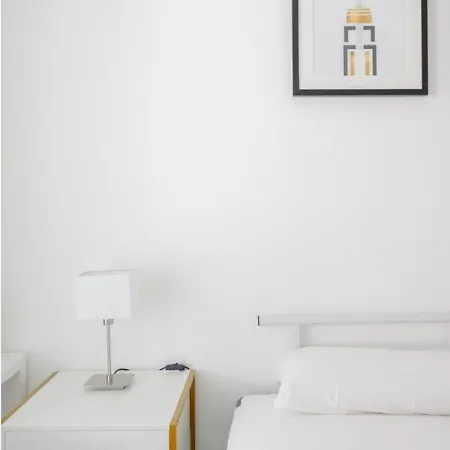 2bd Flat W River View Balcony - Vauxhall! Apartment London