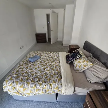 Hippersley Point, Tilston Bright Square, Abbey Wood, Se2 9dr, Uk