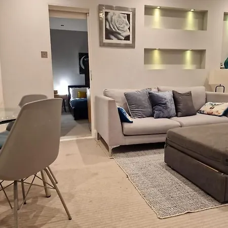 Apartment Quintessentially 'london' Flat