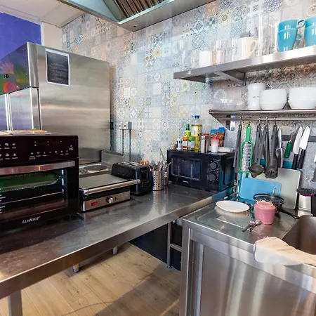 Hostelle - Women Only Hostel