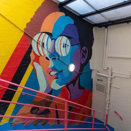 Hostelle - Women Only Hostel *