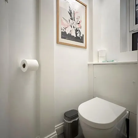 David's Place In Eastend London