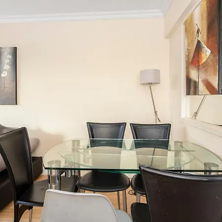Easy Living Near Angel And Apartment London
