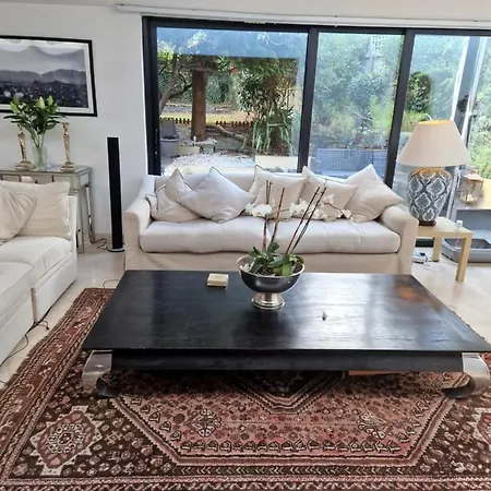 Stunning 5 Bedroom Putney House * London