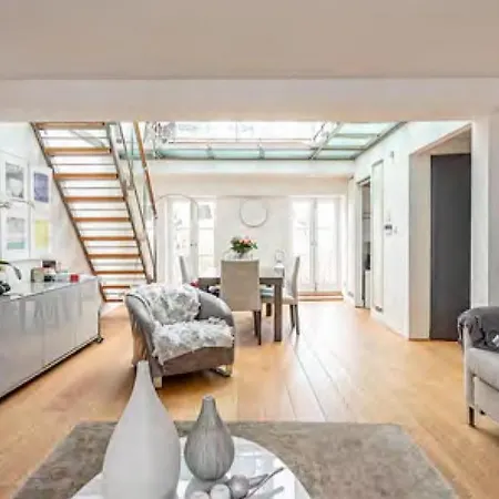 The Harrington - Knightsbridge - 18 Rutland Gate * London