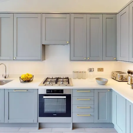 The Harrington - Knightsbridge - 18 Rutland Gate London