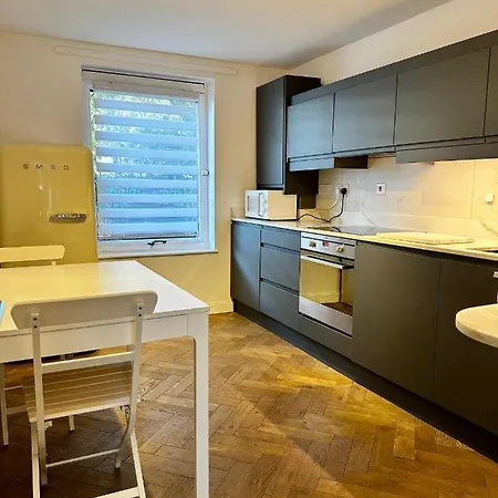 Gero's One Bedroom Nw8 Apartment