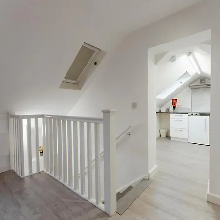 Studio Apartment *