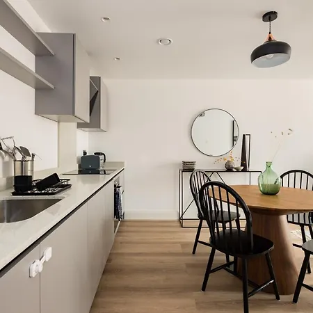 The Wembley Place - Stunning 1bdr Flat Apartment