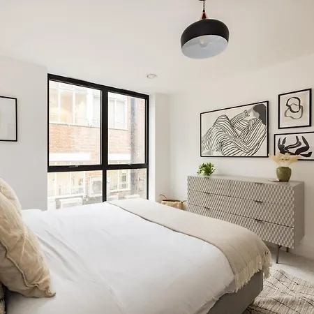 The Wembley Place - Stunning 1bdr Flat * London