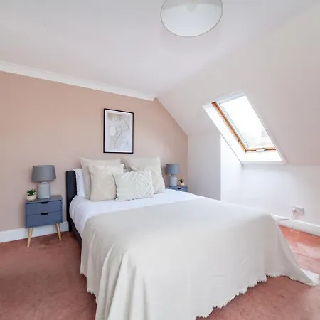 The Lewisham Flat Apartment