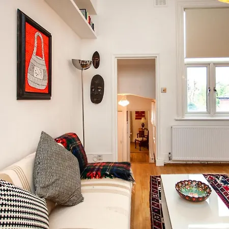 Italianflat - Kilburn Art Style