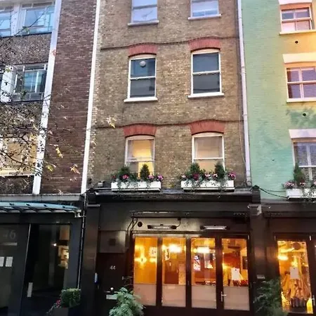 Chic Flat In Oxford Circus Apartment London