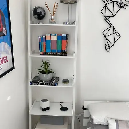 Apartamento Tasteful 2bd Flat Wopen Plan Living - Blackheath!