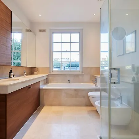 The Hyde Park Scenery - Elegant 4bdr House With Study Apartment *