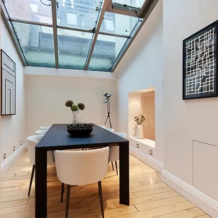 The Hyde Park Scenery - Elegant 4bdr House With Study *