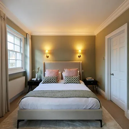 The Hyde Park Scenery - Elegant 4bdr House With Study London