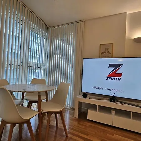Luxury In Canary Wharf Apartmán *