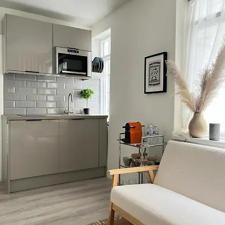 Belgrave Hyde Park Apartment *