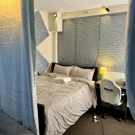 Semay Flat Apartment London