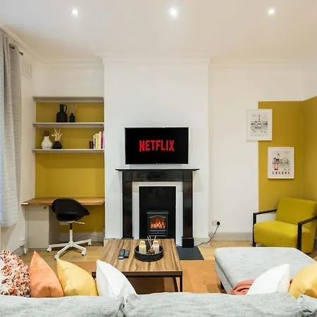 Superb Retreat Central Next Tube Londres