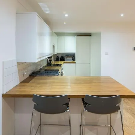 Superb Retreat Central Next Tube Londres
